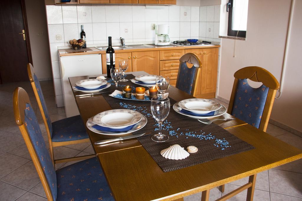 Korsa Apartment Sveti Lovreč Pazenatički Dış mekan fotoğraf