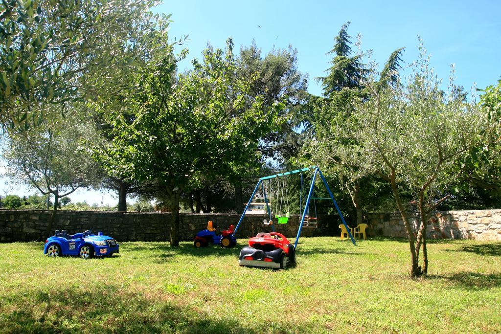 Korsa Apartment Sveti Lovreč Pazenatički Dış mekan fotoğraf